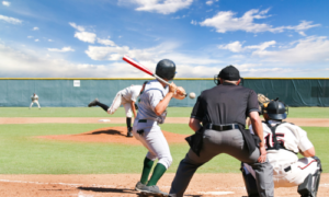 腰を捻じるスポーツで腰椎分離症は起こりやすい